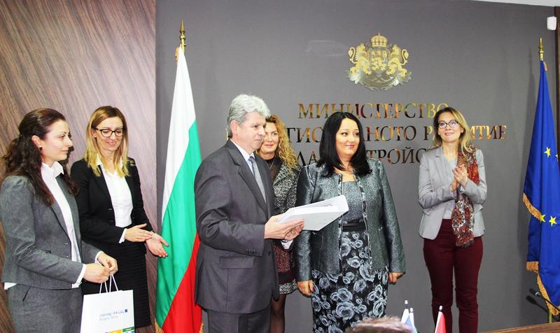  Министър Лиляна Павлова: Започва изпълнението на първите 37 проекта за над 34 млн. лв. по програмата за трансгранично сътрудничество България - Сърбия от новия програмен период - 9
