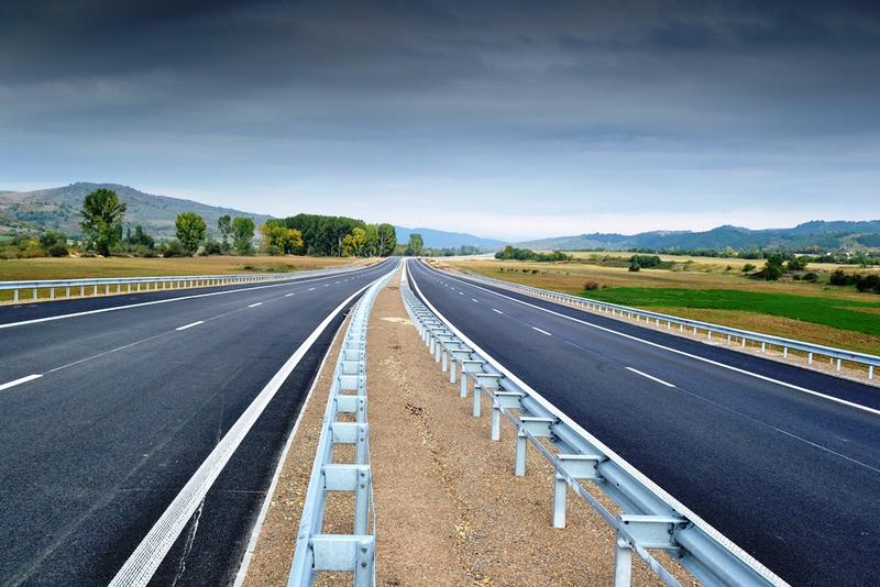 Лиляна Павлова: С пускането на Лот 2 на АМ „Струма“ времето за придвижване между София и Благоевград става 40 минути - 12