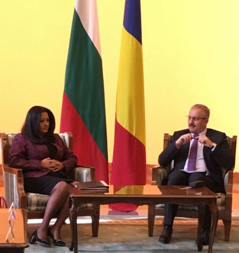  Министър Лиляна Павлова обсъди с румънския си колега Василе Дънку изпълнението на програмата за трансгранично сътрудничество между България и Румъния - 1