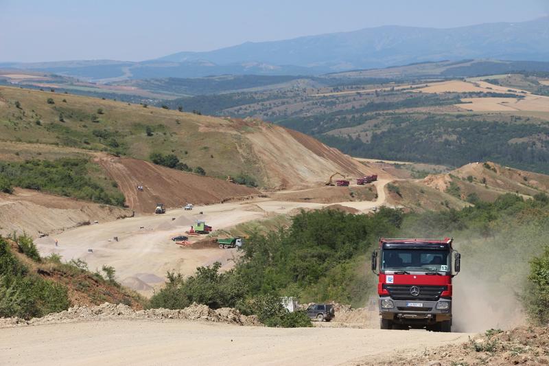Министър Павлова инспектира напредъка в строителните дейности по ЛОТ 2 на АМ „Струма“ - 19