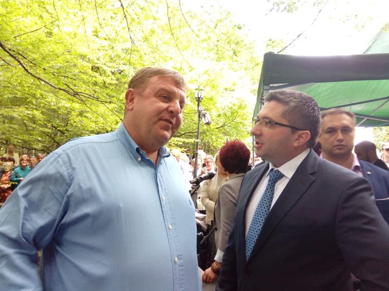Министър Нанков се включи в чествания на Априлското въстание - 1
