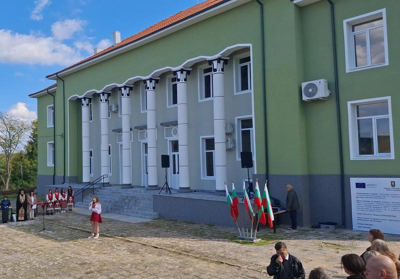 Над 560 нежилищни сгради в страната са обновени по Плана за възстановяване и устойчивост - 1