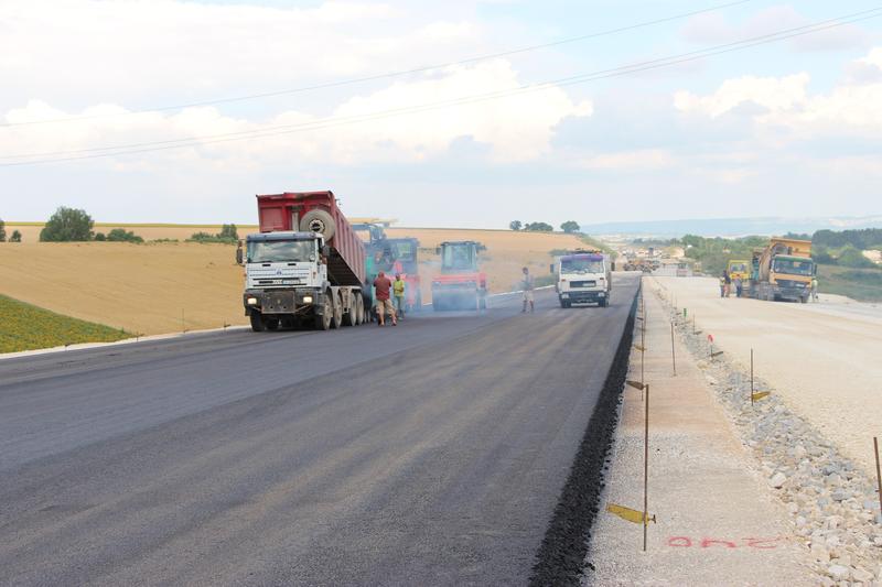  Министър Павлова инспектира строителството на пътен възел Шумен-Белокопитово - 3