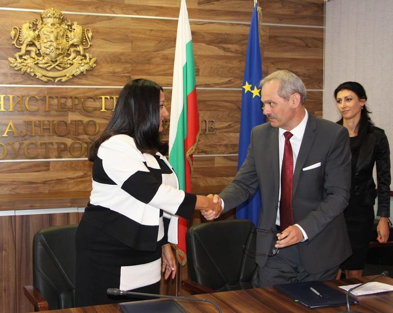 Министър Лиляна Павлова: За първи път в България ремонтираме язовир без да го източваме - 1