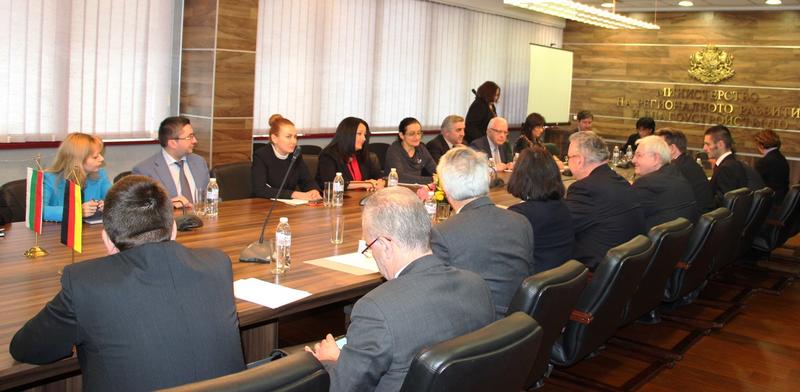 Министър Павлова се срещна с държавния министър на вътрешните работи, строителството и транспорта на Бавария Йоахим Херман - 1