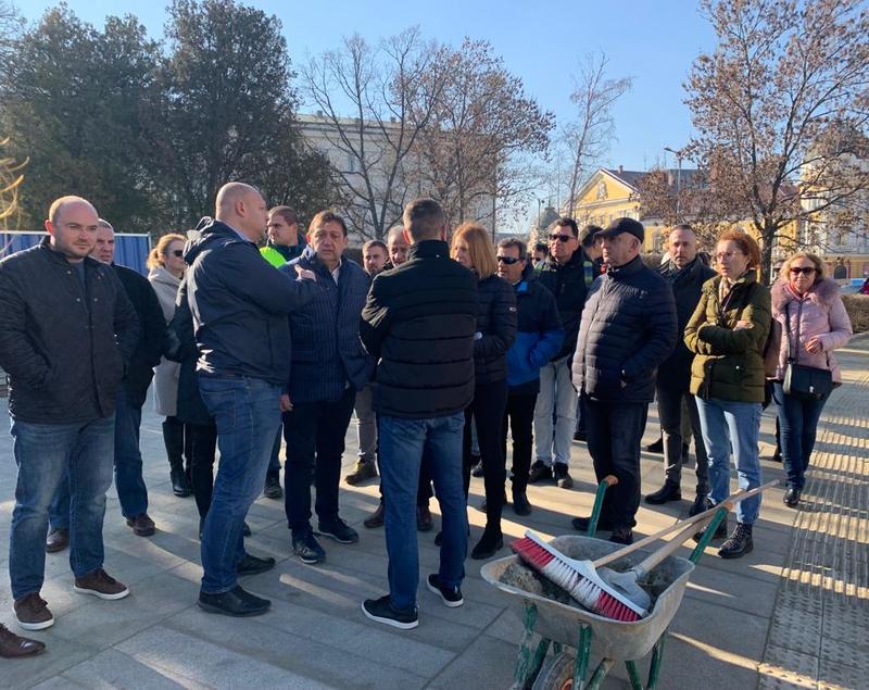 Minister Ivan Shishkov after the inspection of the yellow pavements in Sofia: Problems are solved when they are recognized - 9