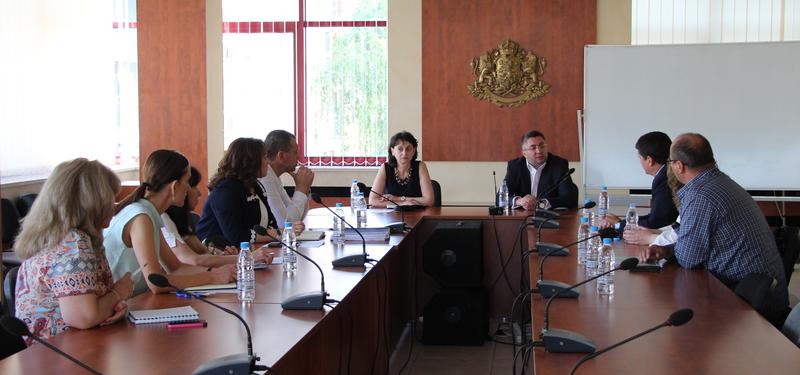Искане за създаване на ВиК дружество в Струмяни беше обсъдено в МРРБ