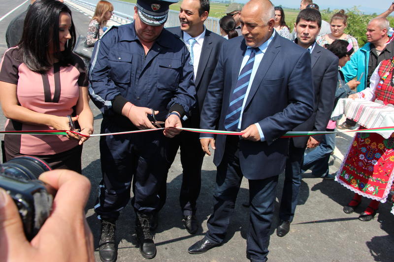 Движението по моста над р. Луда Яна между Пазарджик и Пловдив беше възстановено пет месеца предсрочно - 2