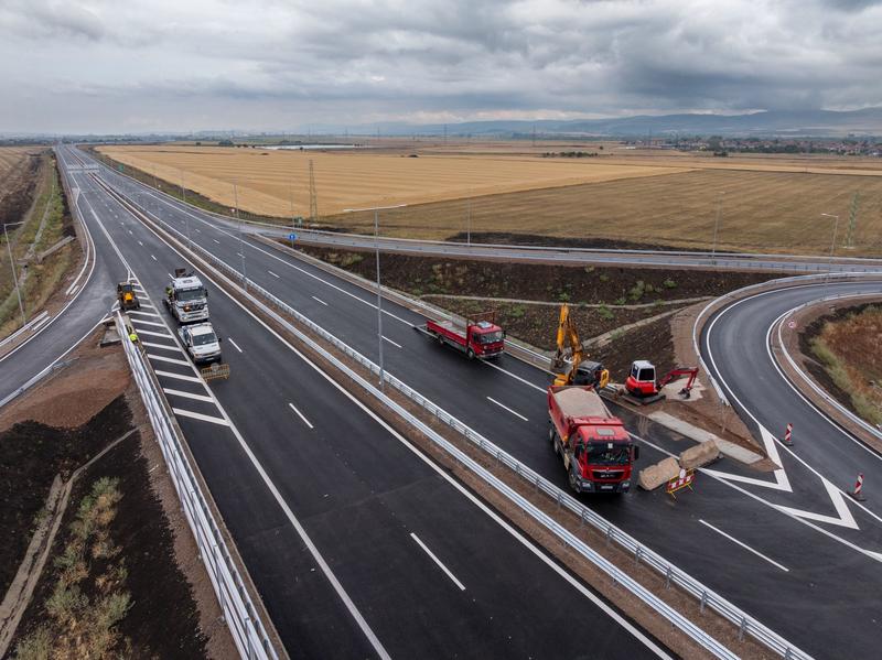 Иван Иванов и Николай Нанков ще инспектират довършителните дейности по АМ “Европа”