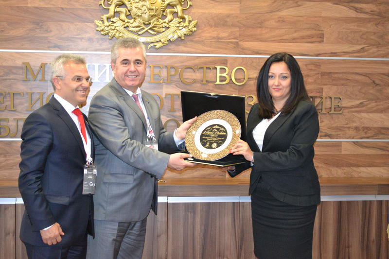  Министър Лиляна Павлова обсъди възможностите за сътрудничество с Турция в областта на кадастъра  - 2