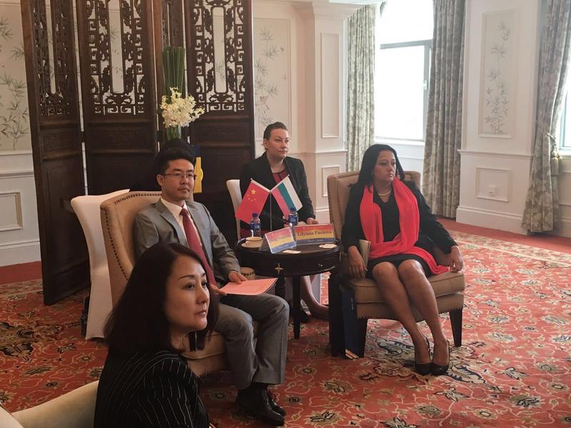 Министър Павлова се срещна с ръководството на China Pacific Construction Group