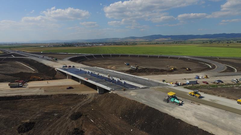 Министър Лиляна Павлова: От днес се пуска за движение двупосочно в едното платно участък 2 от Западната дъга на Софийския околовръстен път - 6