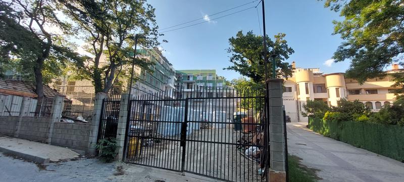 Мниистър Шишков за незаконното строителство в местността 