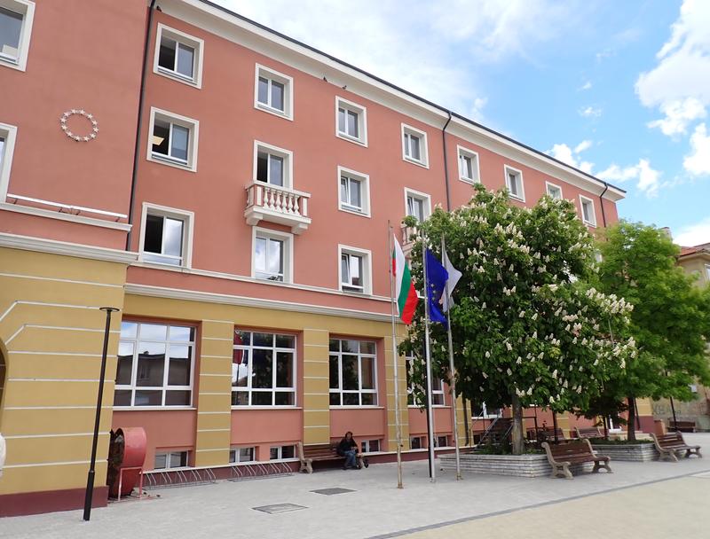 Над 560 нежилищни сгради в страната са обновени по Плана за възстановяване и устойчивост - 7