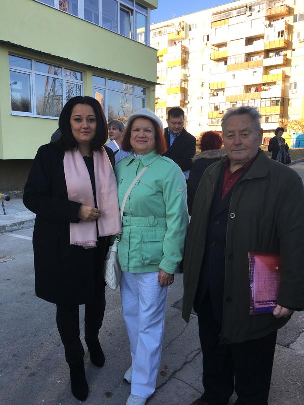 Министър Павлова откри първия саниран блок по проект „Енергийно обновяване на българските домове“ във Варна - 6