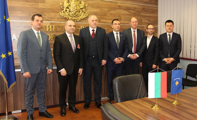 Memorandum of Cooperation in the Field of Regional Development Discussed by Deputy Prime Minister Grozdan Karadjov and Minister Fikrim Damka - 1