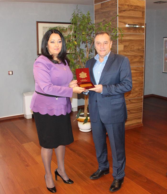 Министър Лиляна Павлова проведе среща с новоизбрания председател на Камарата на строителите в България инж. Николай Станков - 1