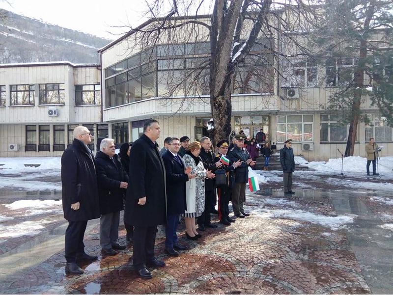 Министър Нанков: В ден като днешния трябва да се върнем към корените си, към героизма на хилядите, посветили живота си в името на свободата - 4