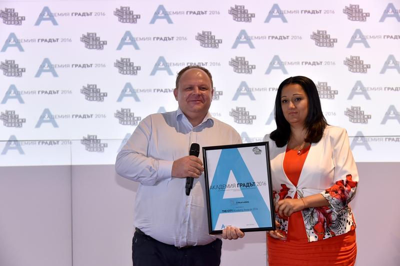 Министър Лиляна Павлова: Трябва да даваме възможност на младите експерти да реализират идеите си - 12