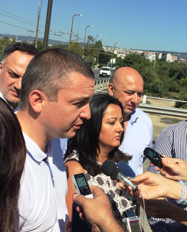 Министър Лиляна Павлова: Ще бъдем безкомпромисни към системните нарушители на плажовете