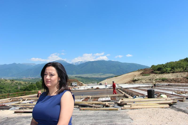 Министър Павлова инспектира напредъка в строителните дейности по ЛОТ 2 на АМ „Струма“ - 12