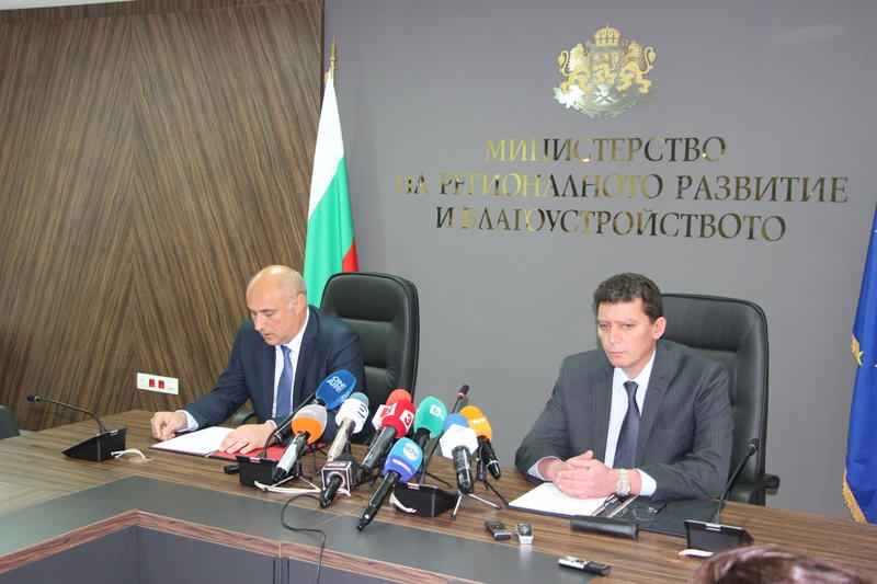 МРРБ и АПИ работят за изграждане на автомагистрала „Струма“ без риск от загуба на европейско финансиране