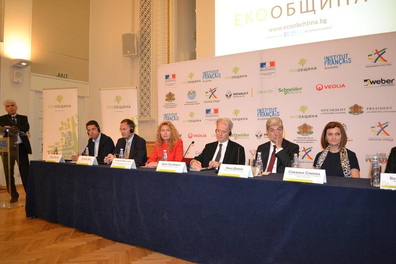 Зам.-министър Деница Николова: Над половин милиард лева са инвестициите до момента по линия на ОП „Регионално развитие“ за екологичен градски транспорт и зелена среда в градовете - 10