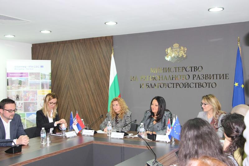  Министър Лиляна Павлова: Започва изпълнението на първите 37 проекта за над 34 млн. лв. по програмата за трансгранично сътрудничество България - Сърбия от новия програмен период - 4