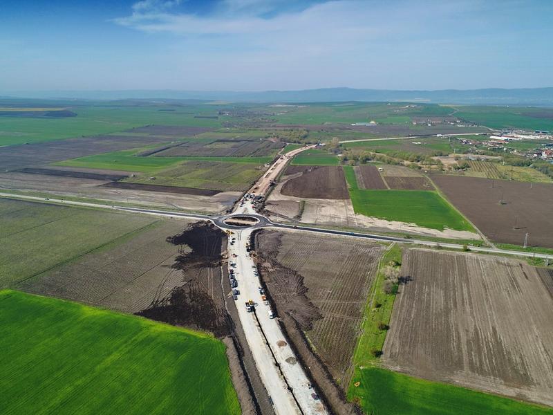 Почиващите на Южното Черноморие пътуват по четирилентов път в участъка между Поморие и Ахелой - 15