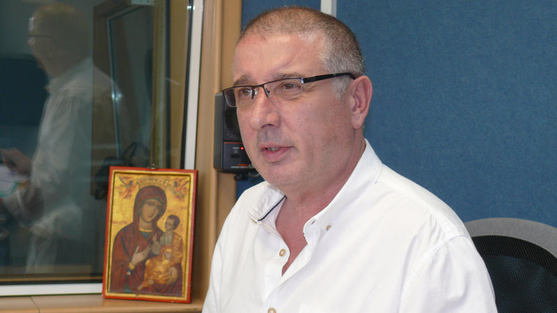 Изпълнителният директор на АГКК инж. Михаил Киров пред Дарик радио за това как ще се улеснят гражданите и фирмите при работа с базите данни на агенцията