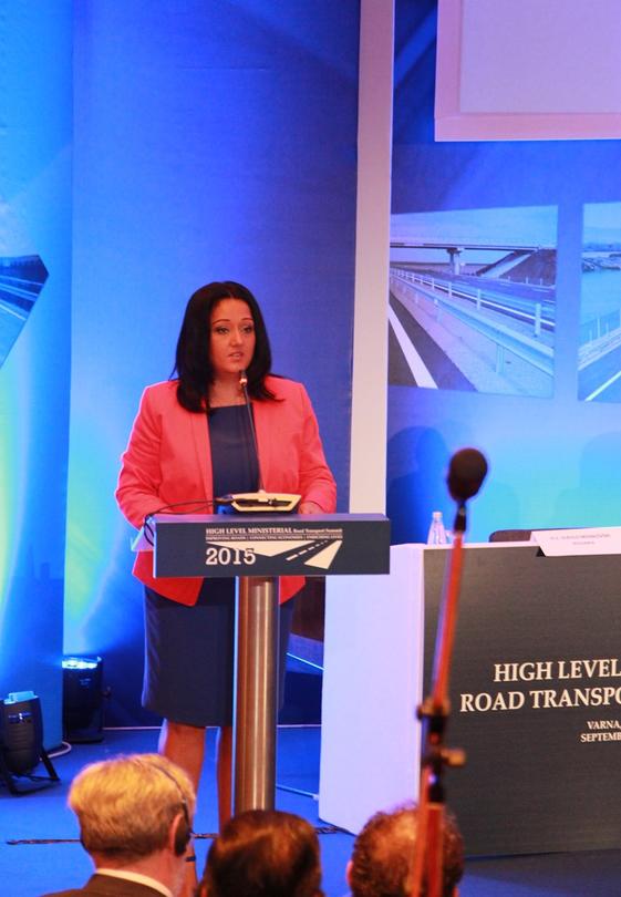 Лиляна Павлова: Развитието на инфраструктурата е важна отправна точка за развитието на икономиката