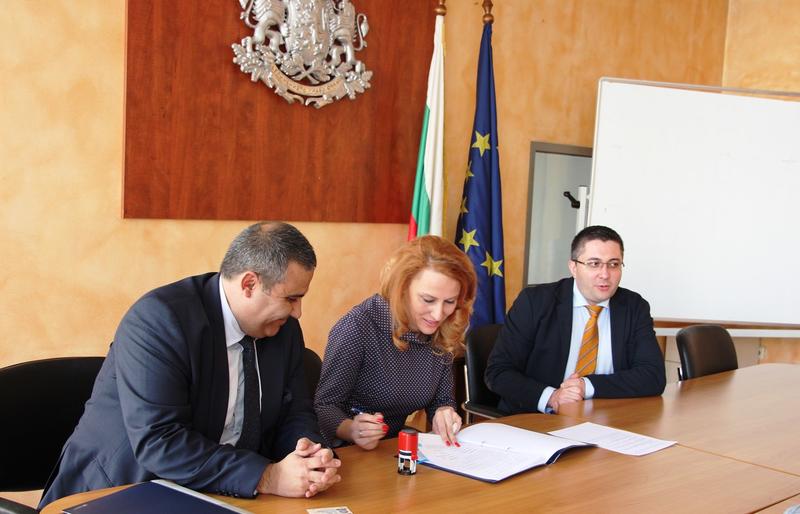 Подписани са договори за подготовка на Регионални прединвестиционни проучвания за ВиК проекти в 14 области - 3