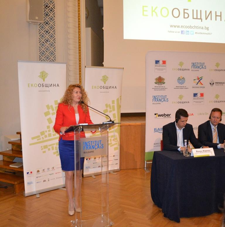 Зам.-министър Деница Николова: Над половин милиард лева са инвестициите до момента по линия на ОП „Регионално развитие“ за екологичен градски транспорт и зелена среда в градовете - 9