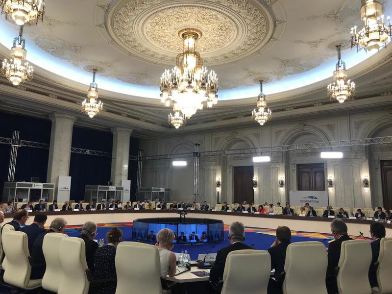 Nearly EUR 3 billion are being invested in Bulgarian regions - 3
