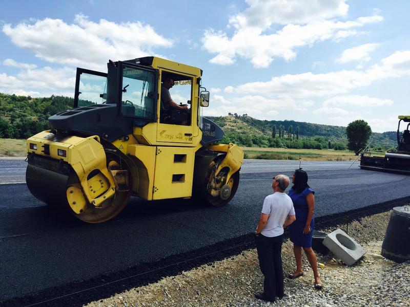 Министър Лиляна Павлова: Физическото изпълнение на Лот 2 на АМ „Струма“е 73% - 4