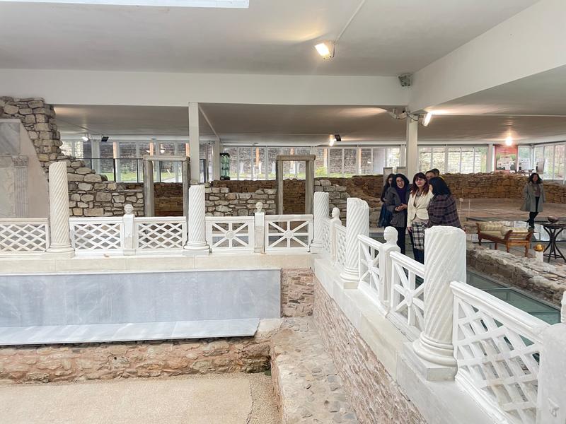 Заместник-министър Нина Стоименова даде „символично начало“ на проекта за възстановяването на антична вила „Армира“, край Ивайловград