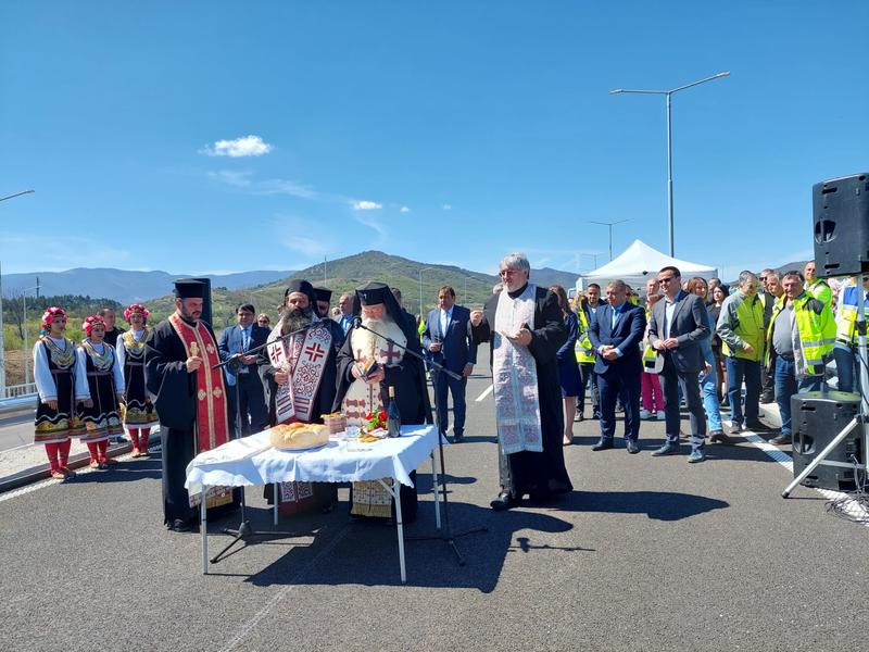 7.5 km of new route between Mezdra and Botevgrad are already open to traffic - 1