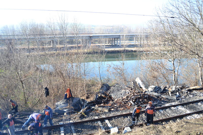 Министър Павлова и екип от експерти търсят решение на пътния проблем при Мурсалево - 6