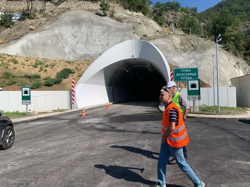 Зам.-министър Захари Христов: Има решение за трафика през тунел „Железница“ - 16
