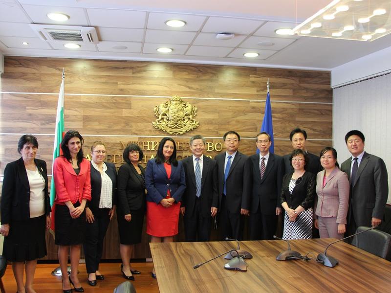 Министър Лиляна Павлова прие китайска делегация