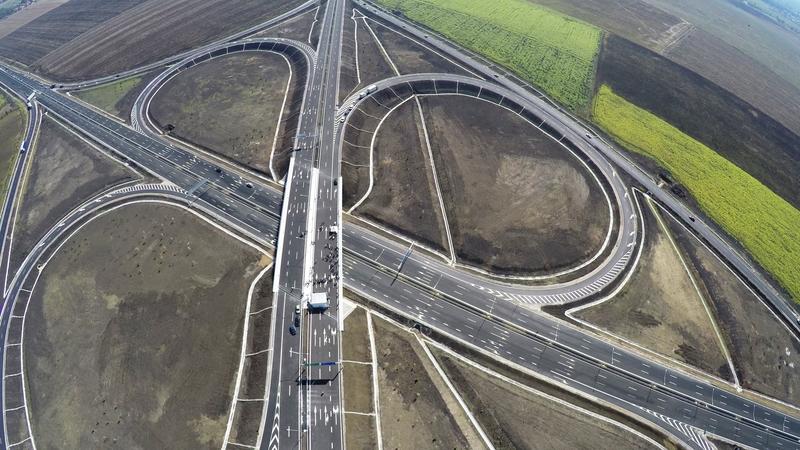 Министър Лиляна Павлова: Извеждаме тежкия транзитен трафик извън столицата - 13