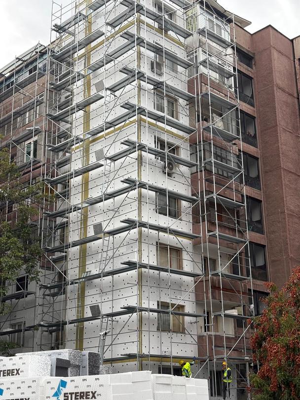 Deputy Minister Yankova: More than 6,000 people in Pazardzhik region will live in renovated and energy-efficient blocks - 1