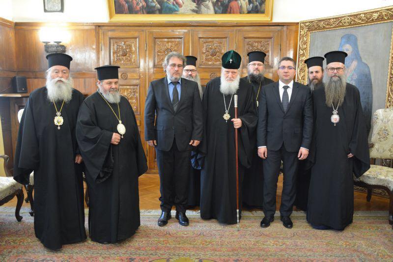 Среща на министър Нанков с Негово Светейшество Българския патриарх Неофит - 5
