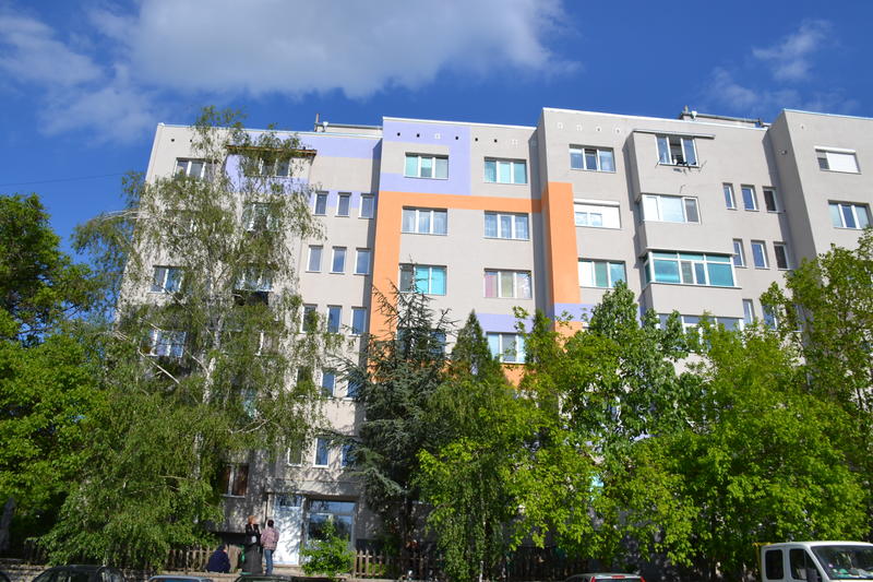 Министър Павлова: До края на годината 90% от одобрените за саниране сгради в Благоевград ще бъдат готови - 12