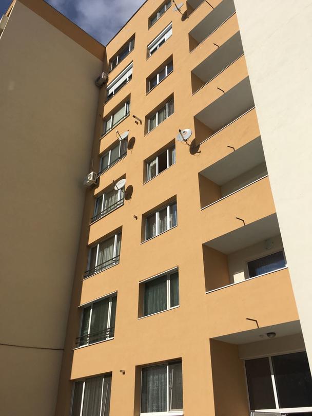  Министър Лиляна Павлова откри четири санирани блока в Кюстендил - 2