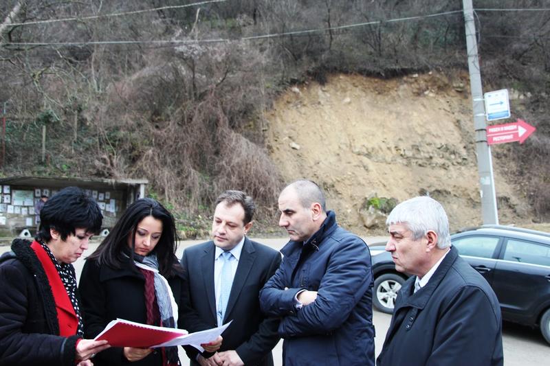 Лиляна Павлова: Автомагистрала „Хемус“ ще преминава на 15 км от Велико Търново - 4