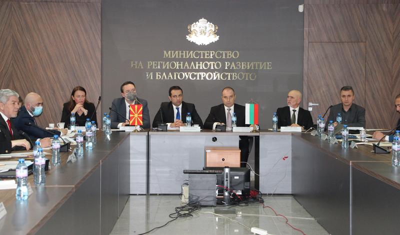Вицепремиерът Караджов: България и Република Северна Македония имат политически консенсус за интензивен диалог