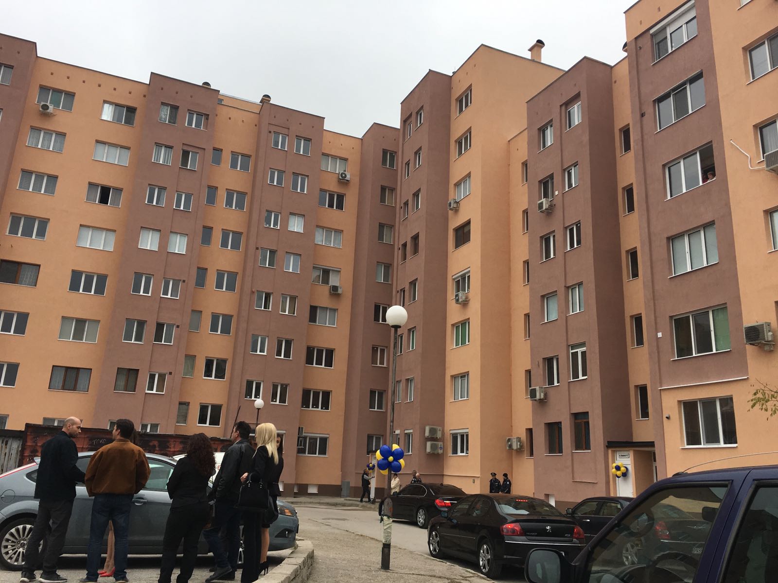 Ministr Lilyana Pavlova Otkri V Pazardzhik Edin Ot Naj Golemite Sanirani Blokove Ss Sredstva Ot Nacionalnata Programa Za Energijna Efektivnost Mrrb