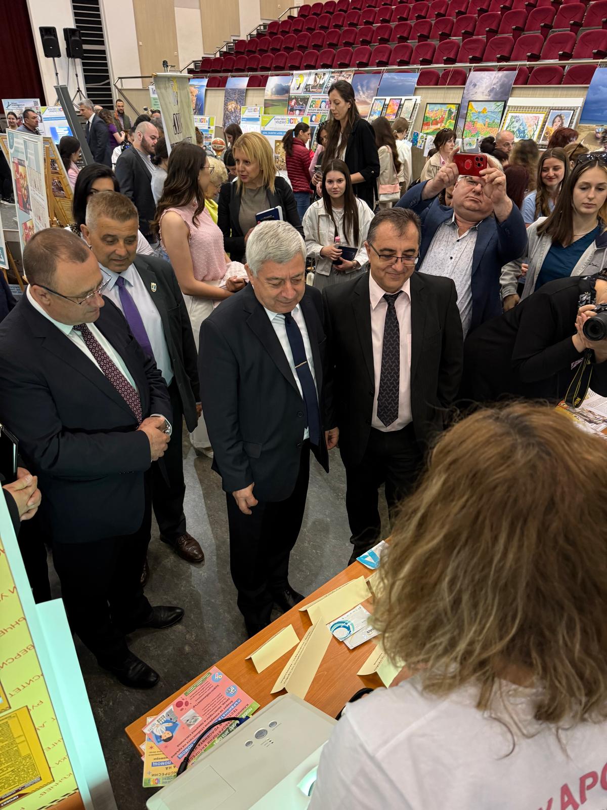Mrrb Министър Иван Иванов: Задачата е да превърнем Русе в културен ...