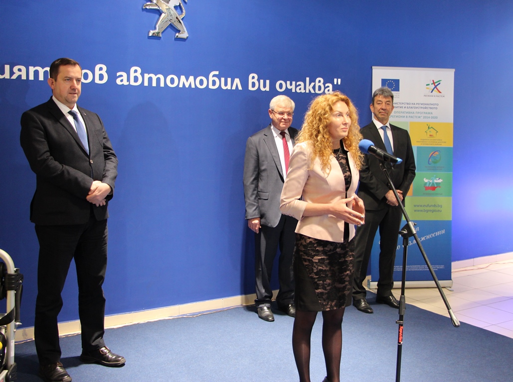 Ministr Angelov Ne Se Nalaga Vtvrdyavane Na Protivoepidemichnite Merki